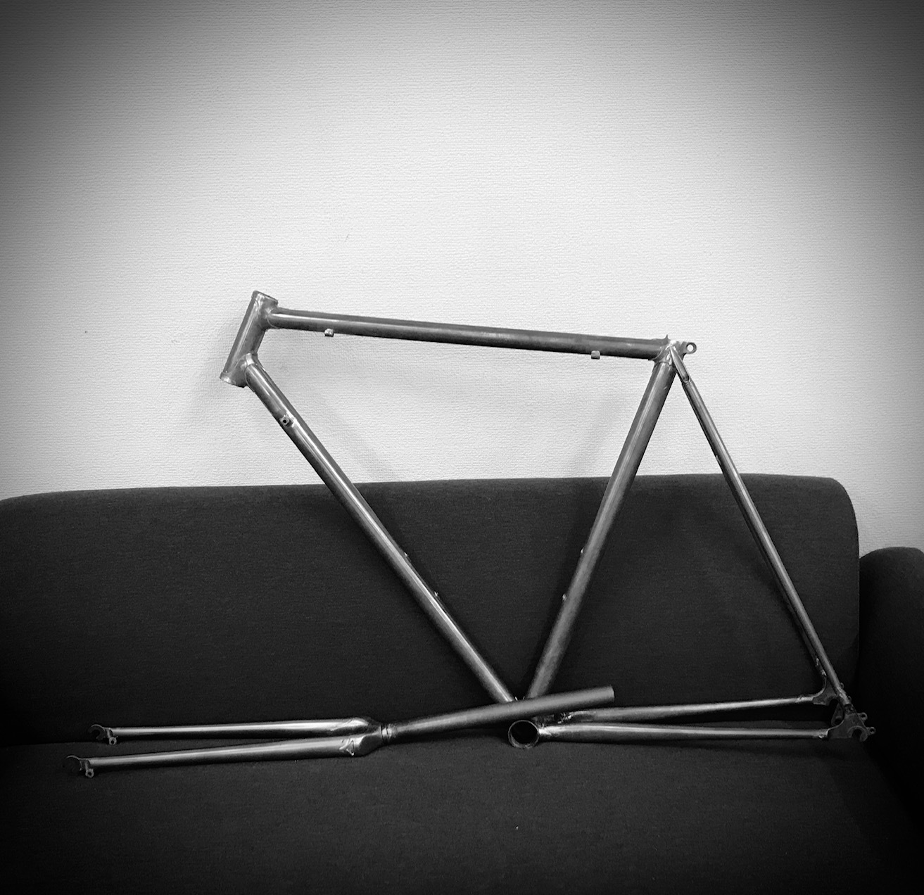 製作中のフレーム_d0182937_13503556.jpg