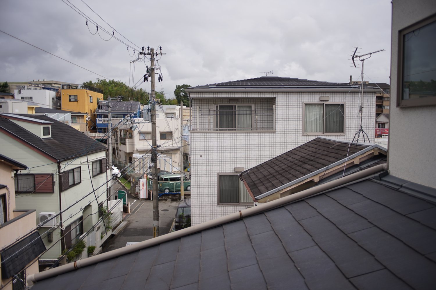 出て来た Ai Nikkor 28mm F2.8 で_b0069128_13172685.jpg