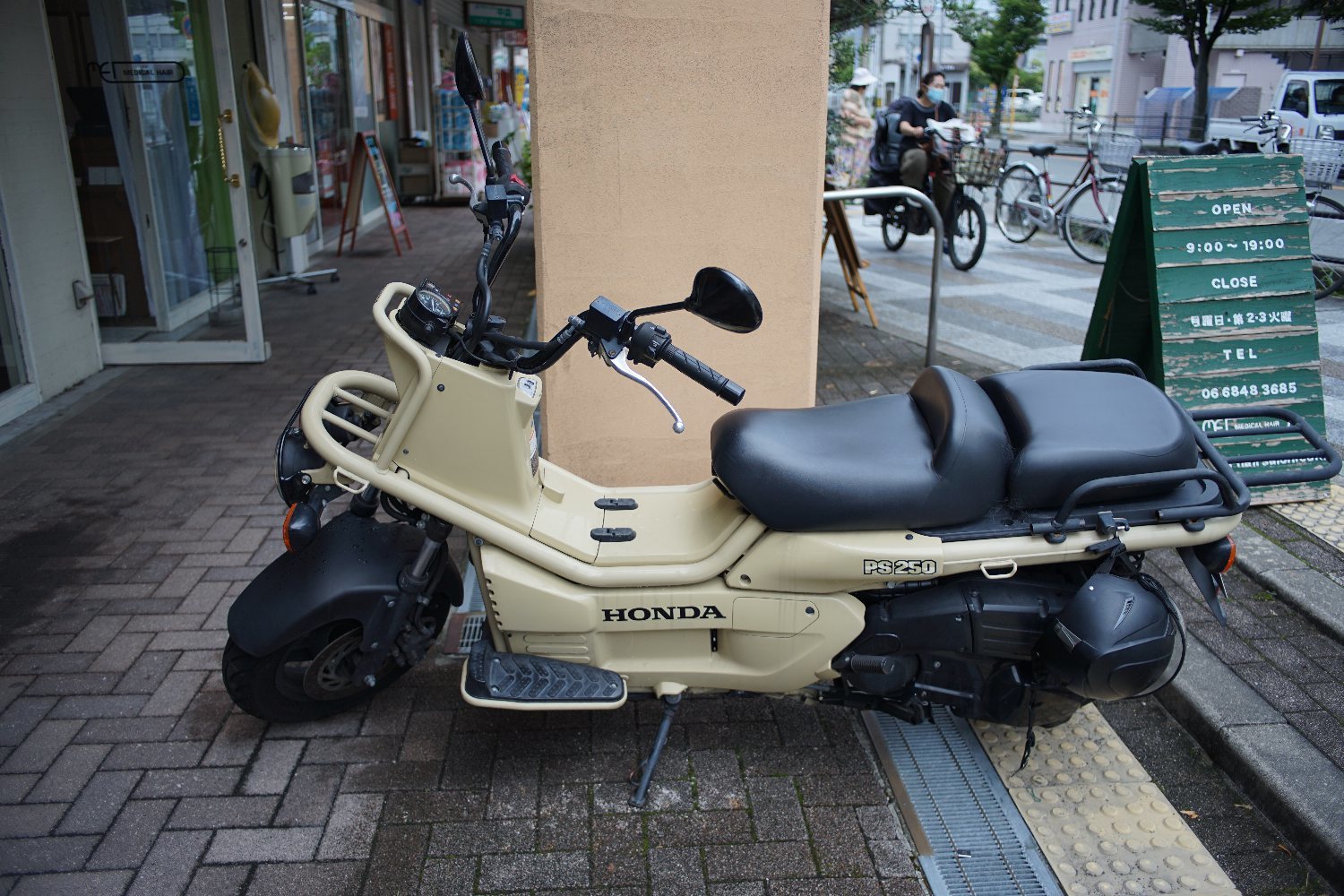 出て来た Ai Nikkor 28mm F2.8 で_b0069128_13174611.jpg