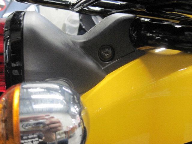 新型スーパーカブのビビり音 バイクの横輪