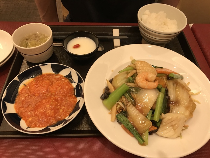 謝朋殿で日曜ランチ♪_c0212604_1405852.jpg