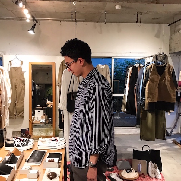 シャツ好きのためのシャツ　Sans limite_d0364239_18470557.jpg
