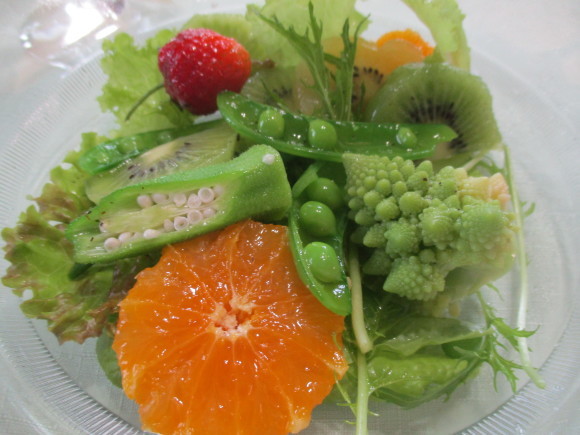 薔薇を飾って我が家でランチ~_a0279743_07420212.jpg