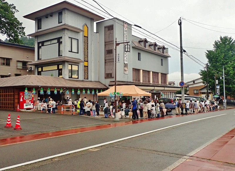 JA浦佐支店の「プレミアム付き飲食・宿泊券」に長蛇の列が・・・_c0336902_19352795.jpg