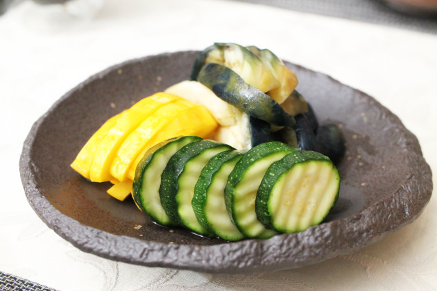 餃子の皮を着たミートボール_d0377645_23333044.jpg