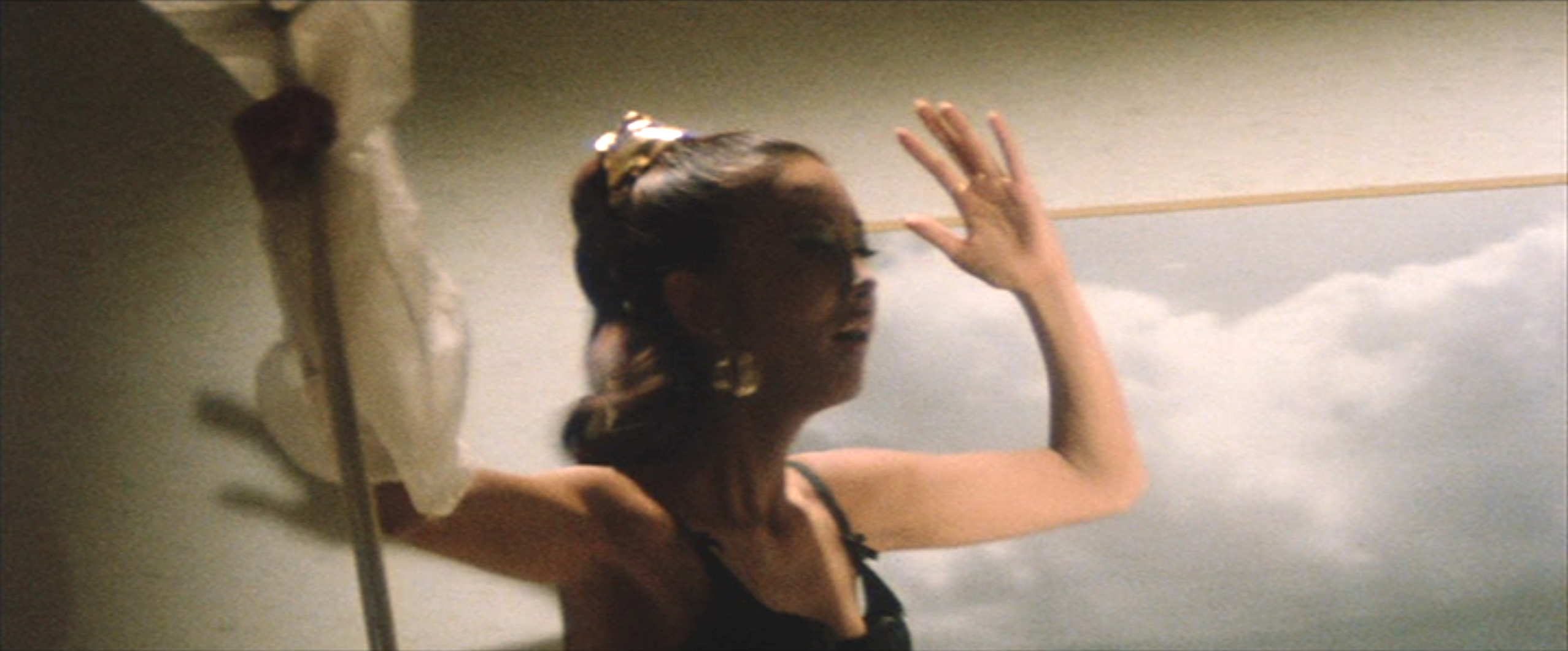 浅丘ルリ子（Ruriko Asaoka）「狙撃」（1968）・・・ダンス、ダンス、ダンス②_e0042361_16211596.jpg