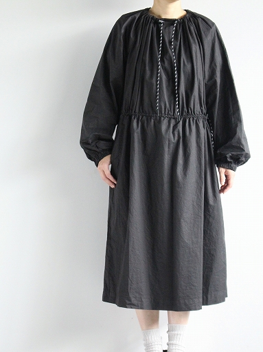 R&D.M.Co-　GARMENT DYE SMOCK DRESS_b0139281_2111255.jpg