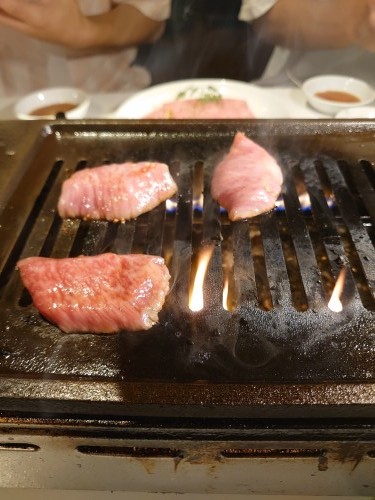 「いつもの御礼焼き肉」_a0075684_06193657.jpg