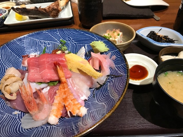 新浦安 新助 ランチ 遊ぶろうぐ