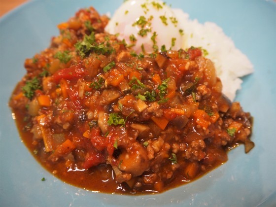 野菜だらけのアッサリドライカレー_a0258686_06535135.jpg