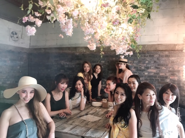 大阪美女社交場倶楽部。第1回目集会。_a0050302_12241059.jpg