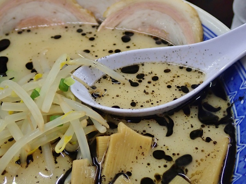 お昼は「ラーメンたんぽぽ」へ_c0336902_19191533.jpg