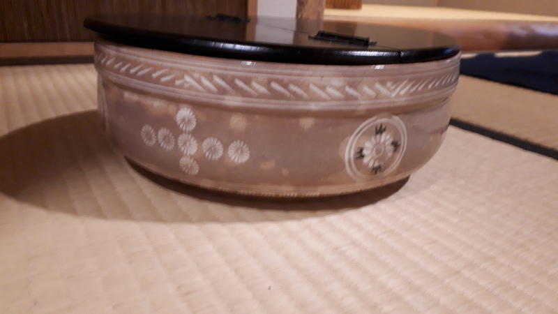 狂言袴平水指 割蓋のお点前_d0377709_11560832.jpg