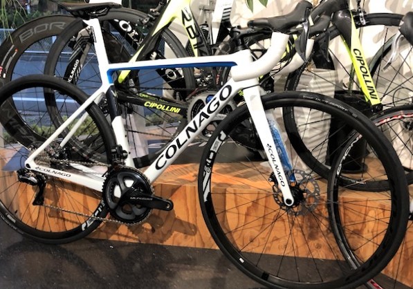 【販売中】COLNAGO V3DISC Di2 ※新車_d0338933_10342422.jpg