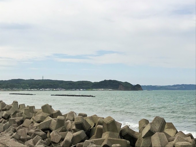 今日の海 昨日の海 リンとヒメの散歩道