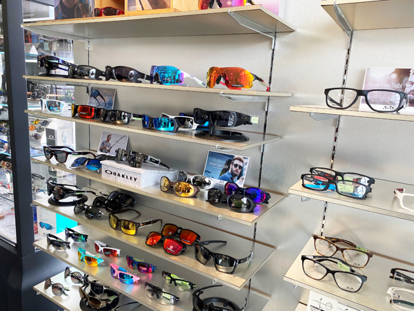 OAKLEYサングラス・度付きサングラス対象「Try Oakley(トライ オークリー)」店舗限定キャンペーン開催!_c0003493_09281908.jpg
