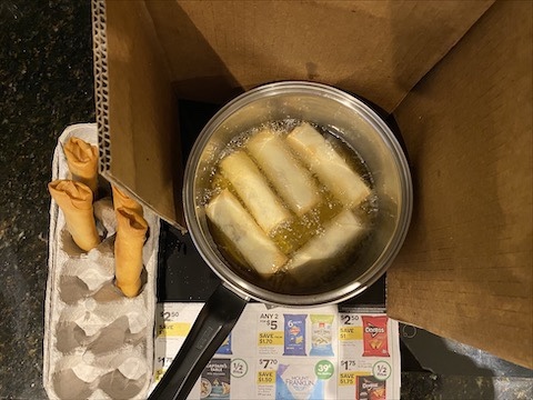 おばあちゃんの知恵袋 揚げ物の時に便利 段ボールと卵ケース アジアン家族のゴールドコースト暮らし おばあちゃんの知恵袋 揚げ物の時に便利 段ボールと卵ケース アジアン家族のゴールドコースト暮らし
