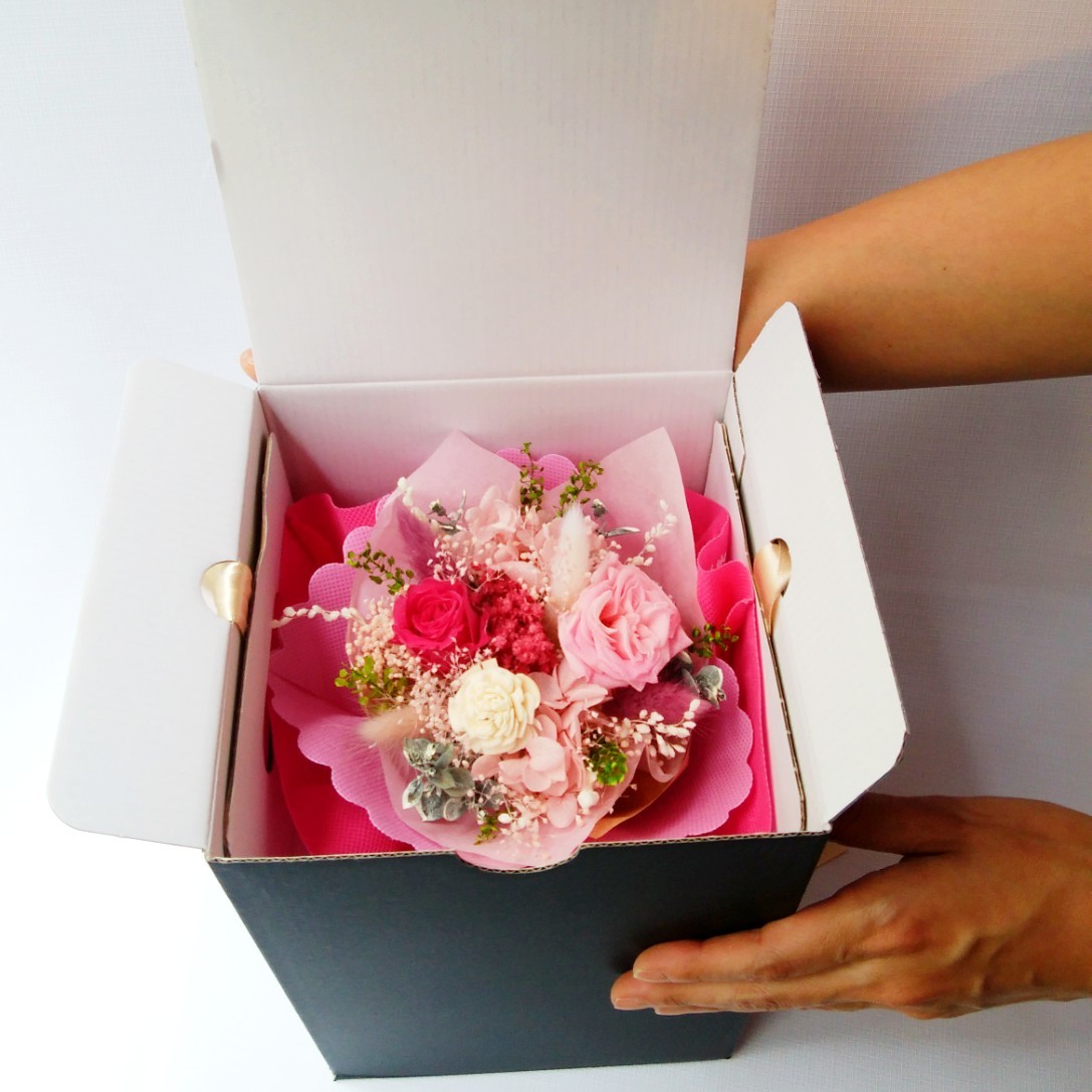 難波 なんば 花屋 21年最新版 花屋が教える難波のおすすめ花屋４選 誕生日や記念日の花を贈る人限定 好きな人との関係性のための難波なんばの 花屋 Flowersalonosamu