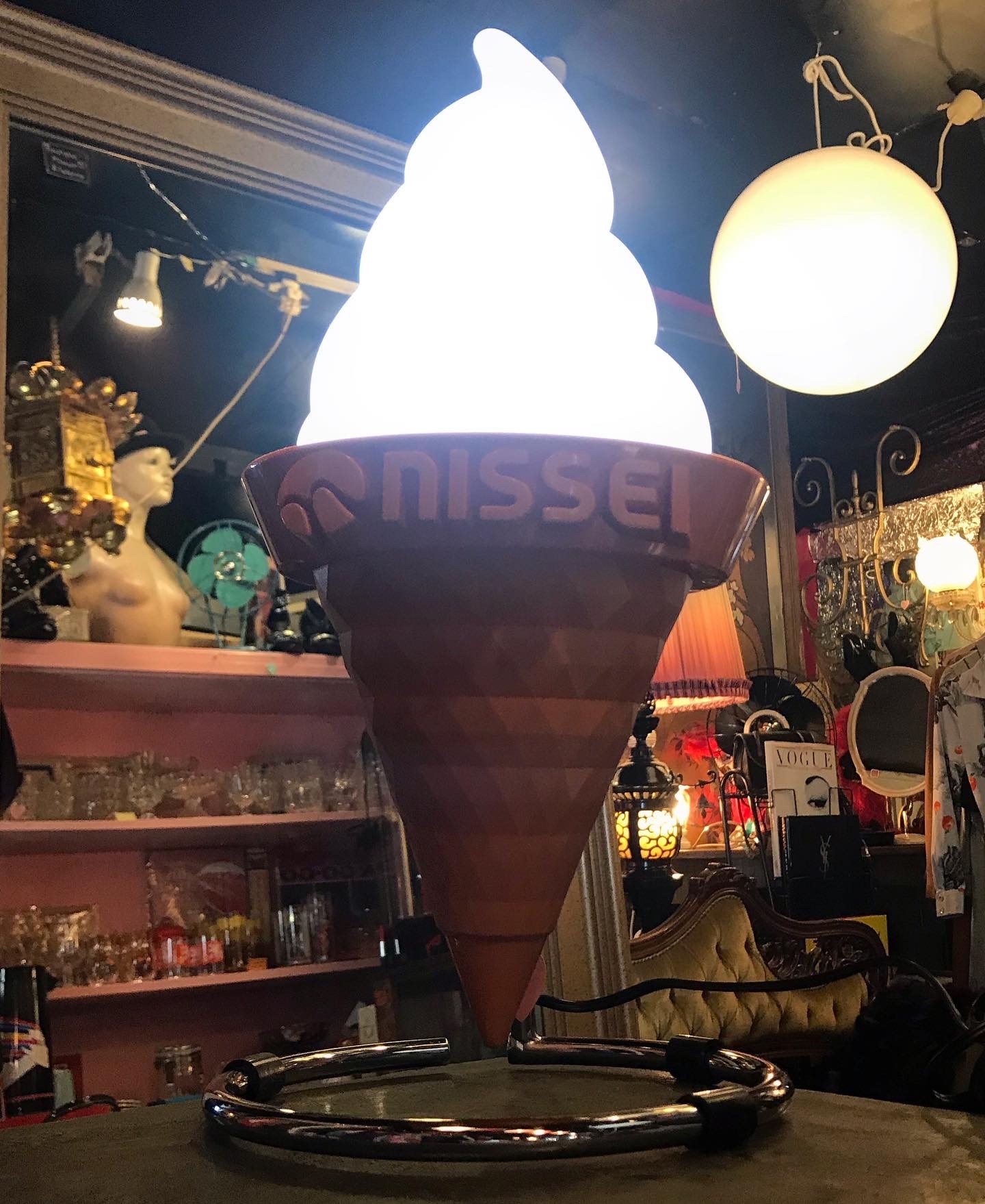 ソフトクリーム　ライト　アンティーク 41i-GZGq0HL._AC_SY200_QL15_.jpg