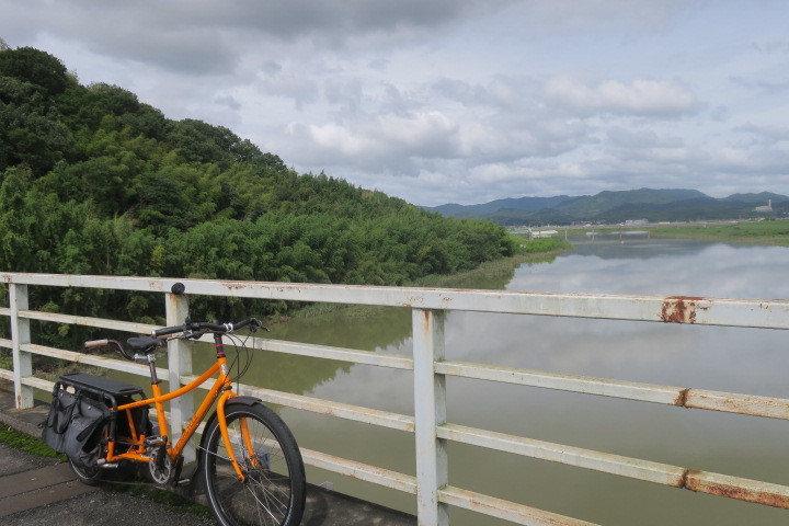 ロングテールバイクで清音へ_c0132901_18030132.jpg