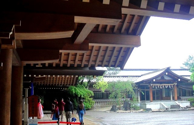 【熊野古道・伊勢路】一気参拝旅⑥(最終編):「猿田彦神社」~「熱田神宮」&日本神話の謎_c0119160_14253163.jpg