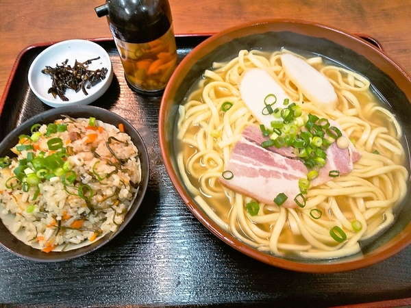 うちなーすば