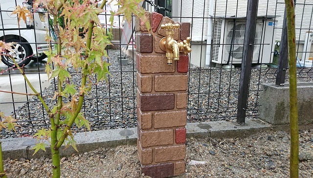 雨の中、ウォータービュー ブリックポールS_e0361655_17330967.jpg