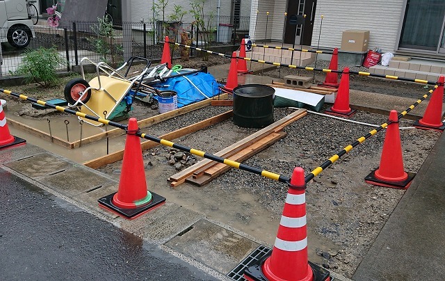 雨の中、ウォータービュー ブリックポールS_e0361655_17480027.jpg