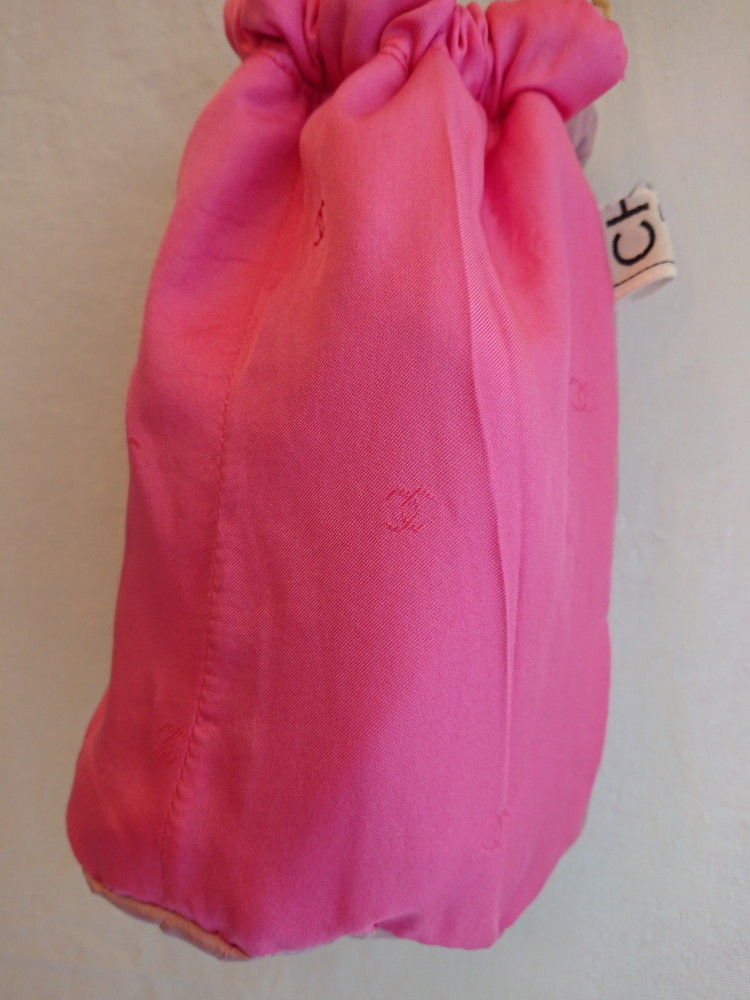 Chanel tweed reversible drawstring bag :１_f0144612_08464182.jpg