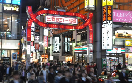 GoToキャンペーンに反対しない尾身茂 - 1兆7000億円使って感染拡大の狂気_c0315619_15454064.png