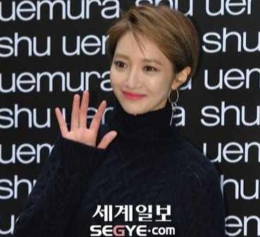 ショートヘアの似合いすぎる女優 コ・ジュニ (ファッショニスタ)メイクが可愛い!バーニングサン事件でとばっちり_f0158064_19233508.jpg