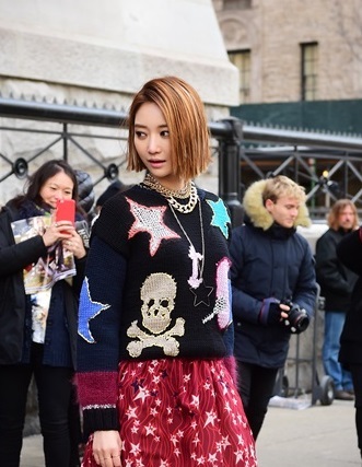 ショートヘアの似合いすぎる女優 コ・ジュニ (ファッショニスタ)メイクが可愛い!バーニングサン事件でとばっちり_f0158064_21302441.jpg