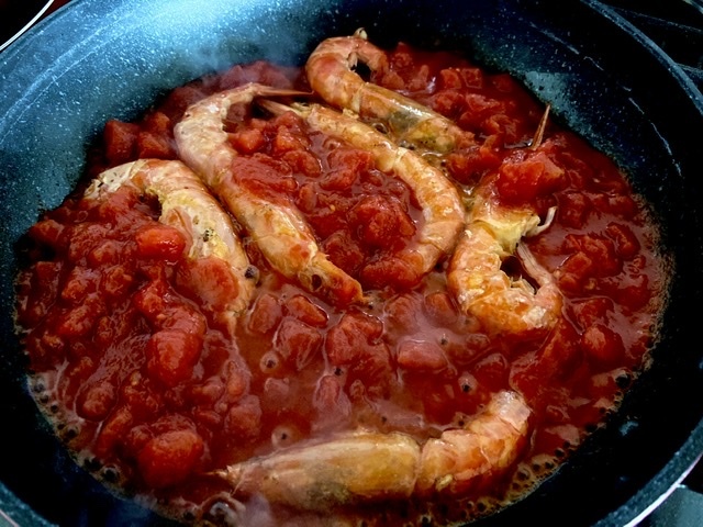 赤海老のトマトソースパスタ_d0327373_13113989.jpeg