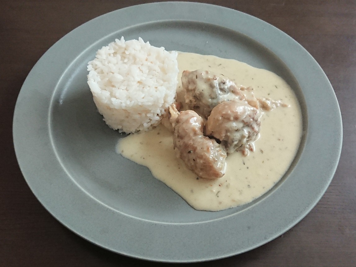 志麻さんのレシピ作ってみた 鶏のニンニククリーム煮 ニンニクご飯 Le Petit Tresor 志麻さんのレシピ作ってみた 鶏のニンニククリーム煮 ニンニクご飯 Le Petit Tresor