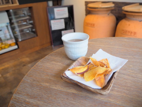 さくらんぼのかき氷:おかげ茶や(弘前市)_b0147224_2246338.jpg