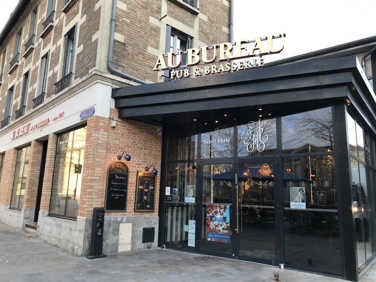 ランス観光*大聖堂が見えるビール店_c0212604_6221966.jpg