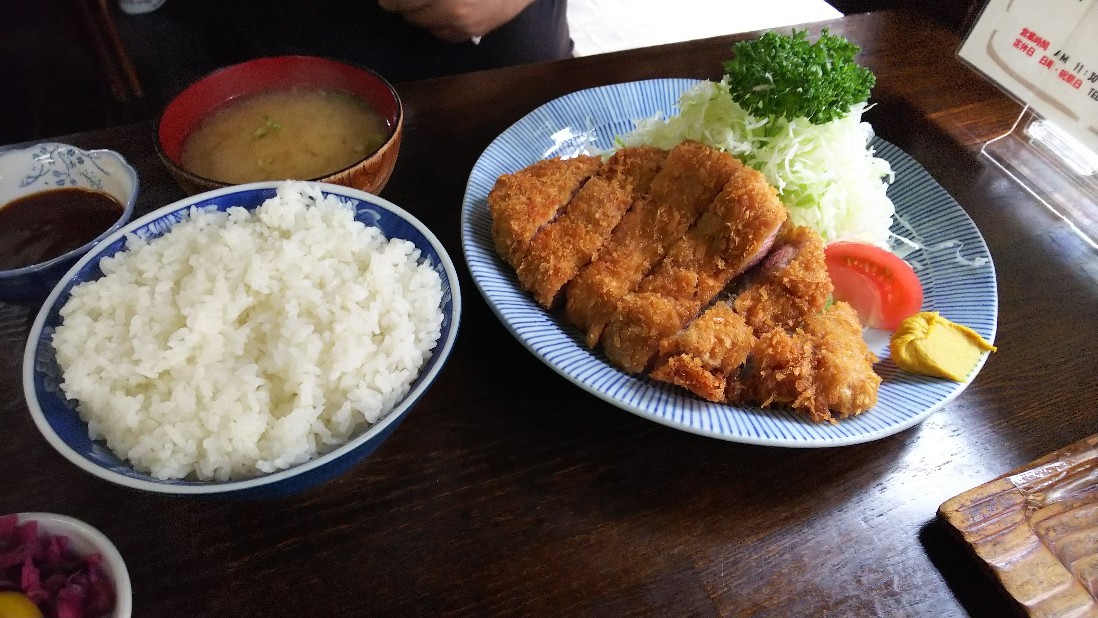 沼津市 とんかつ 花むら 日替わり定食770円 税込み など 白い羽 彡静岡県東部情報発信 Pipipi 沼津市 とんかつ 花むら 日替わり定食770円 税込み など 白い羽 彡静岡県東部情報発信 Pipipi