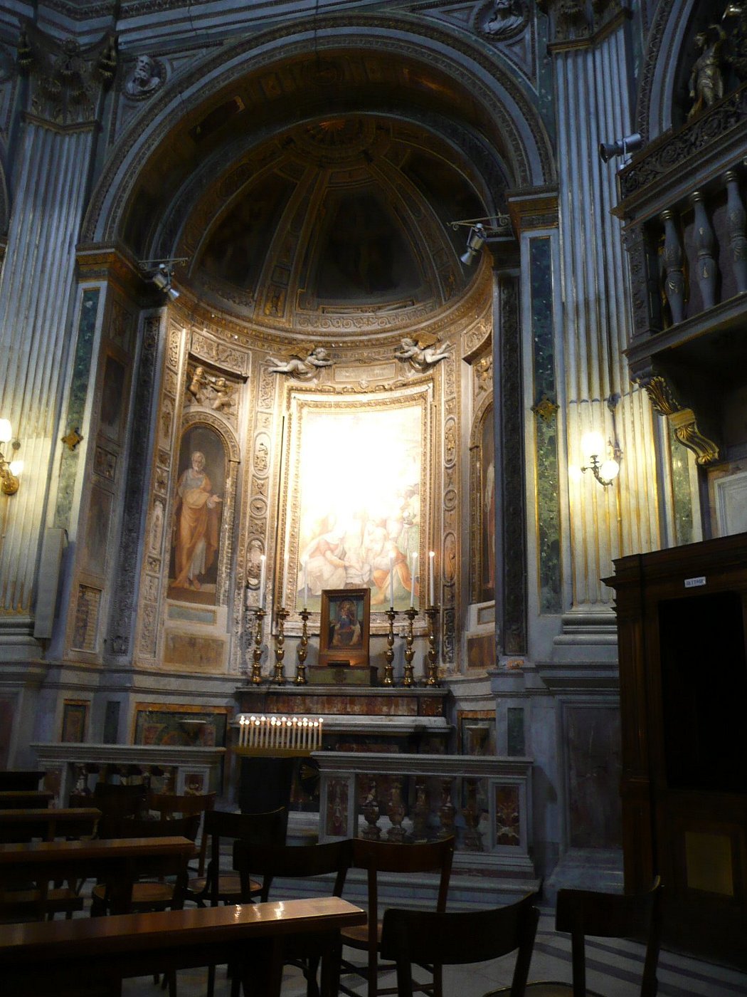 ローマのサンタ マリア マッジョーレ大聖堂 レトロな建物を訪ねて