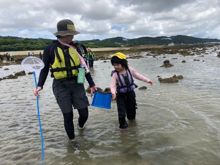 青空ようちえん〔週末〕サンゴの海あそび(7/5)夏といえばやっぱり海、おもしろい!びっくり!おいしい!きれい!海のいろんな楽しいを親子で発見!_d0363878_13120535.jpg