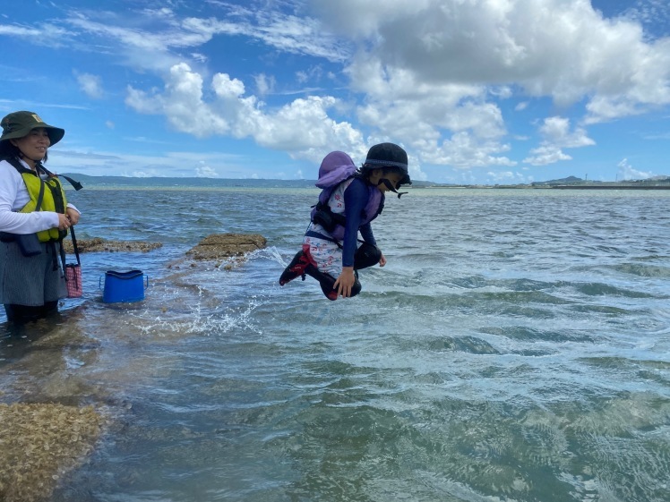 青空ようちえん〔週末〕サンゴの海あそび(7/5)夏といえばやっぱり海、おもしろい!びっくり!おいしい!きれい!海のいろんな楽しいを親子で発見!_d0363878_13255467.jpg