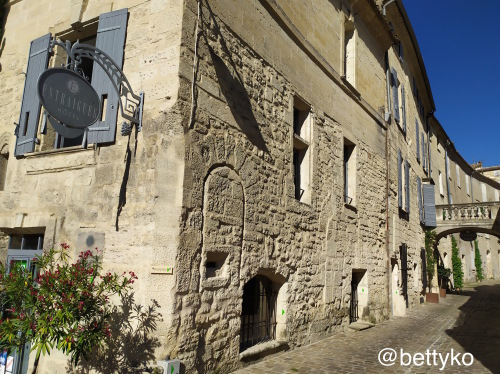 フランス南部 ユゼス Uzes の街 Diabolo Menthe パリ便り フランス南部 ユゼス Uzes の街 Diabolo Menthe パリ便り
