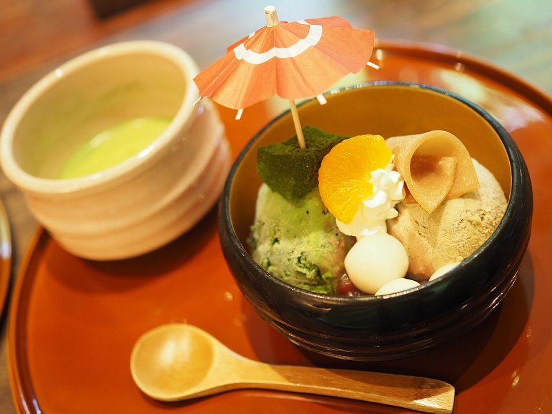 【eX cafe 祇園店】町家で味わう「千年の恋パフェ」_b0008655_14312533.jpg