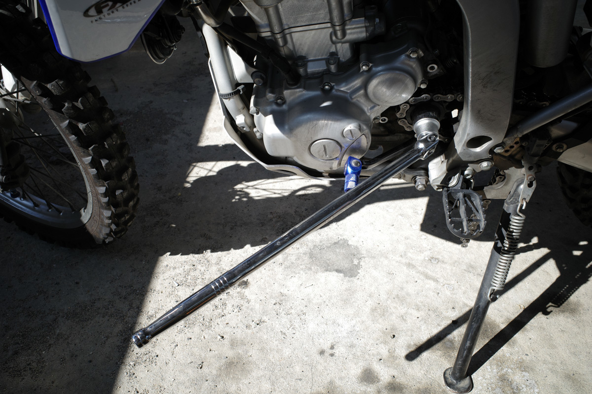 でぃ~あいわい!「WR250R チェーン・スプロケ交換」 : hello でぃ~あいわい!「WR250R チェーン・スプロケ交換」 : hello