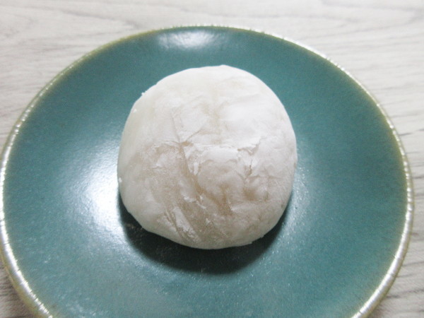 【陶都菓匠 虎渓】みかん大福_c0152767_23255475.jpg