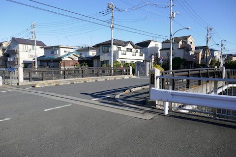 豊島橋_a0121671_21115647.jpg