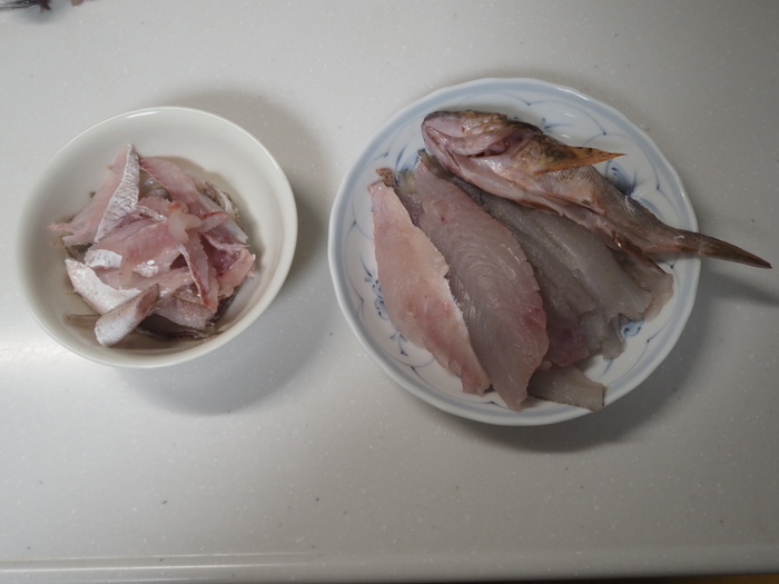 夫の釣果とその後(お刺身など)_c0116915_01044577.jpg