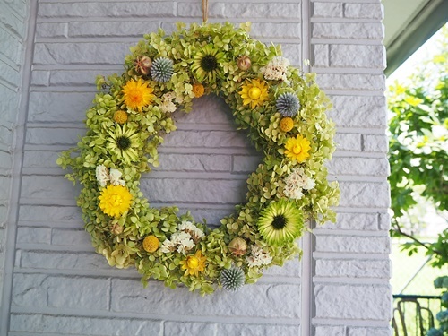 紫陽花でリース作り_f0129726_20134819.jpg