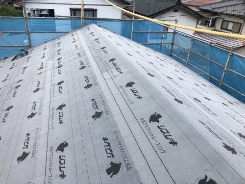 南アルプス市　ブラックの屋根　其のー_b0242734_21582585.jpeg