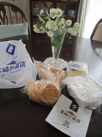 4人でドライブ&ランチ&北の住まい設計社へ_a0279743_11253331.jpg