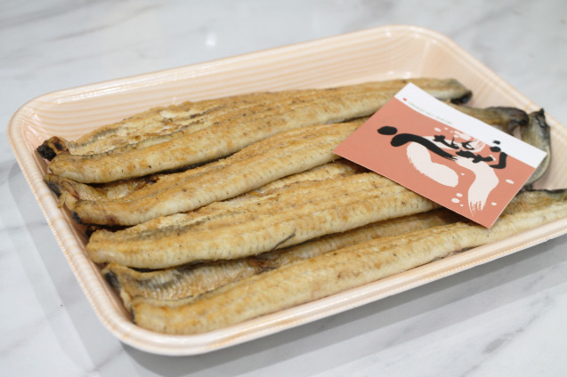 一日早い「うなぎづくし」_d0377645_08405400.jpg